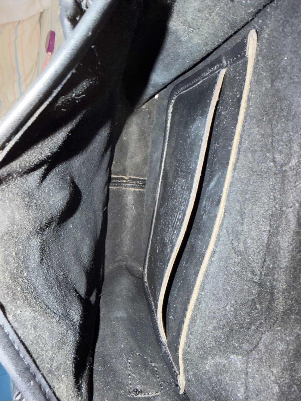 Coach Vintage Classic Black Leather Crossbody Bag - Picture 8 of 11
